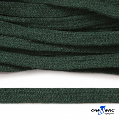 Шнур плетеный d-8 мм плоский, 70% хлопок 30% полиэстер, уп.85+/-1 м, цв.1016-т.зеленый - купить в Самаре. Цена: 742.50 руб.